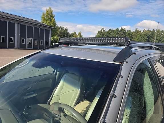Volvo XC90 5 of 16