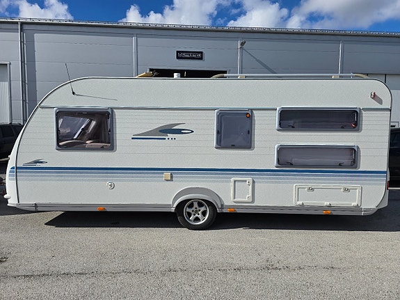 Adria Classica 563 UK *Barnkammare *Alde *Förtält *7 bäddar 6 of 24