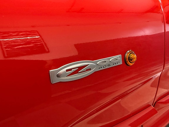 Chevrolet Corvette 18 of 30