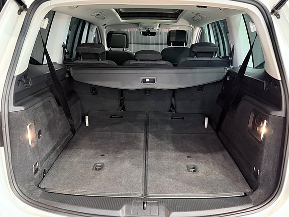 Volkswagen Sharan 10 of 30