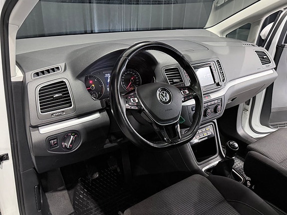 Volkswagen Sharan 16 of 30