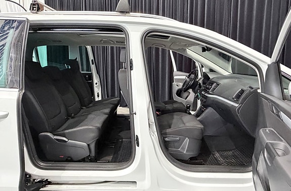 Volkswagen Sharan 12 of 30