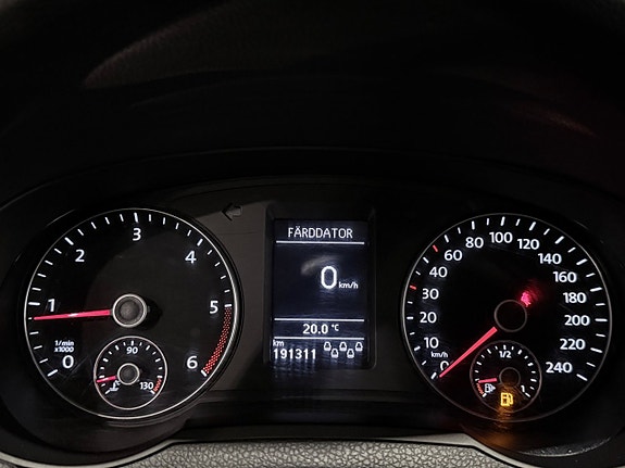Volkswagen Sharan 30 of 30