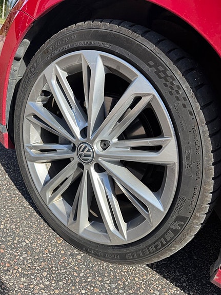 Volkswagen Passat 21 of 21