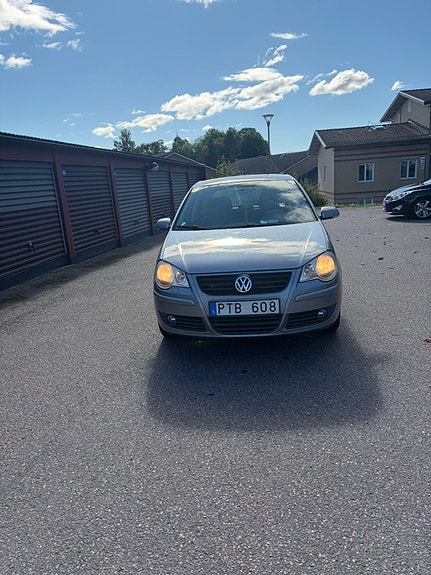 Volkswagen Polo 8 of 8