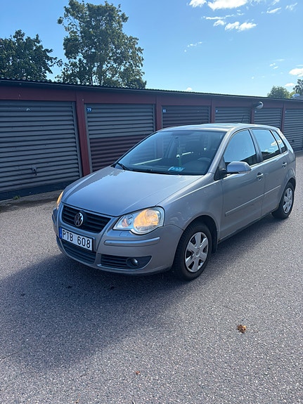 Volkswagen Polo 4 of 8