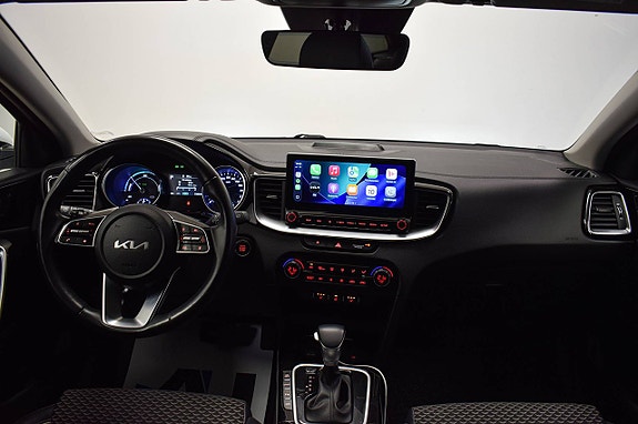 Kia Ceed 8 of 30