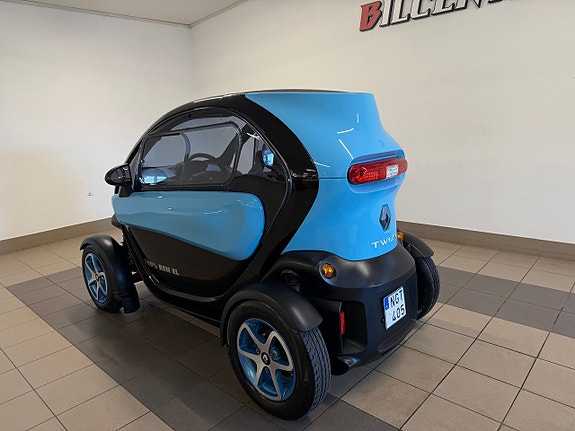 Renault Twizy Urban 80km/h / 7 kWh / Endast 918Mil / 1-Ägare/ Toppsk. 3 of 10