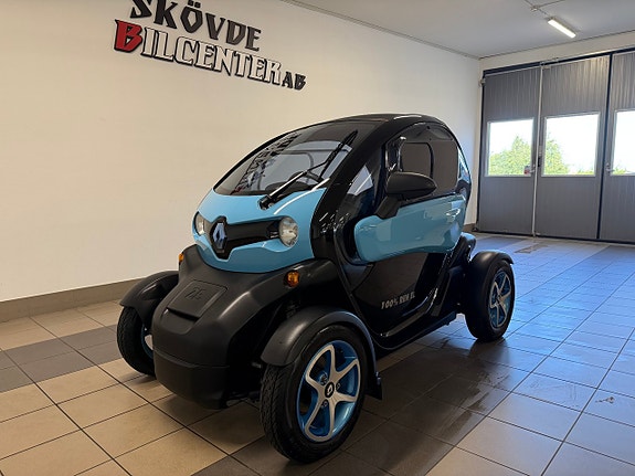 Renault Twizy Urban 80km/h / 7 kWh / Endast 918Mil / 1-Ägare/ Toppsk. 2 of 10