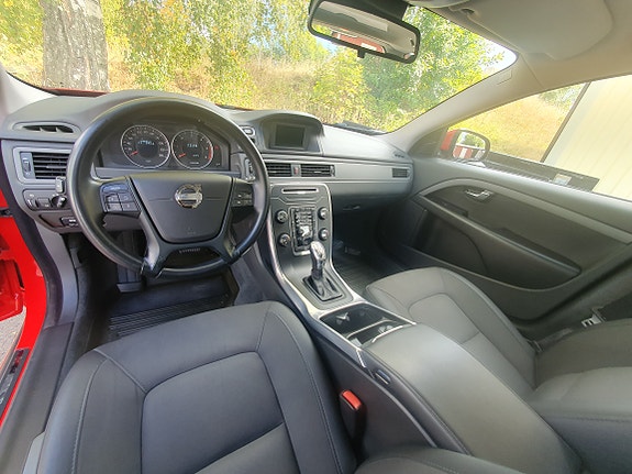 Volvo V70 6 of 6