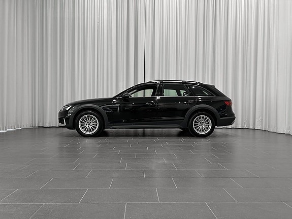 Audi A4 allroad 2 of 13