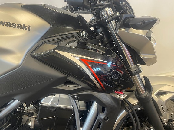 Kawasaki Z650 ABS "A2 sänkt 35mm" 8 of 14