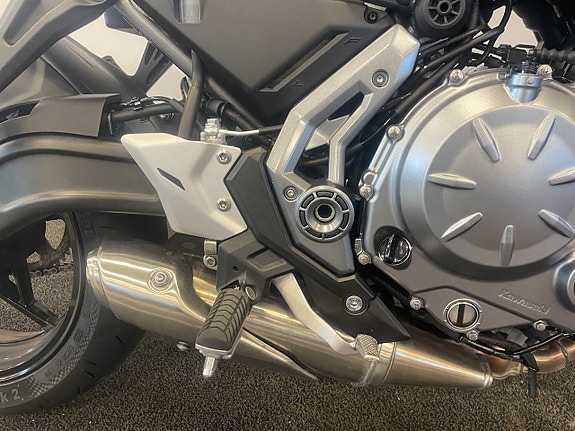 Kawasaki Z650 ABS "A2 sänkt 35mm" 11 of 14