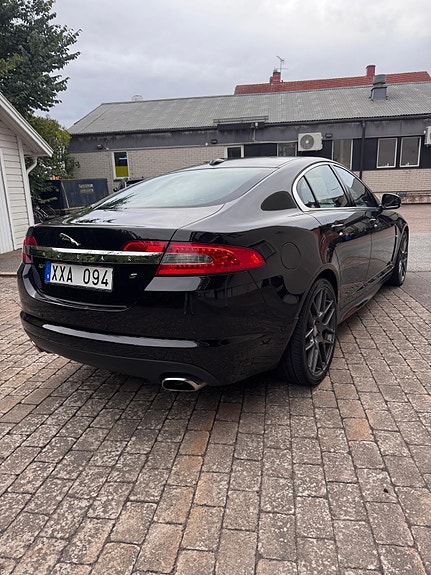 Jaguar XF 4 of 20