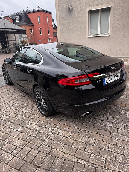 Jaguar XF 5 of 20