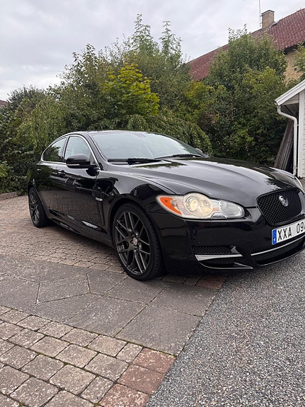 Jaguar XF 3 of 20
