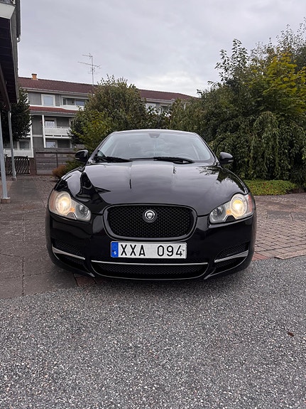 Jaguar XF 2 of 20