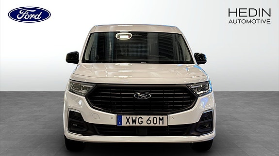 Ford Transit Connect 8 of 12