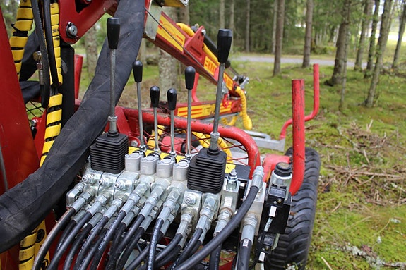 Kranman ATV Griplastarvagn T1750 4WD med 30-60 kran 5 of 10