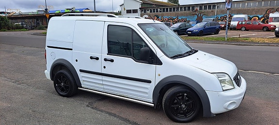 Ford Transit Connect 4 of 17