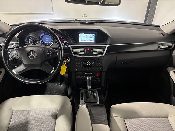 Mercedes-Benz E250 19 of 30