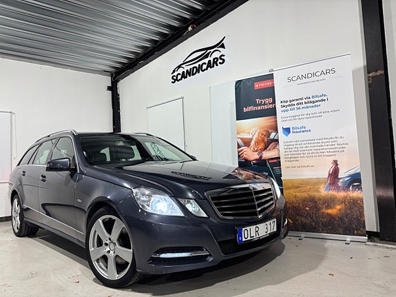 Mercedes-Benz E250 2 of 30