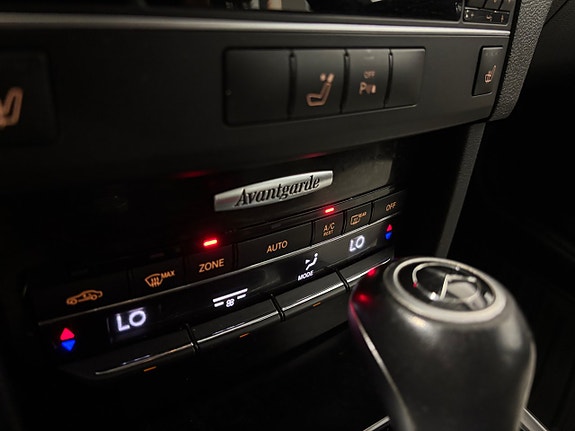 Mercedes-Benz E250 29 of 30