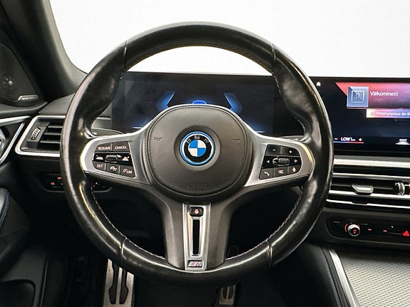 BMW i4 14 of 30