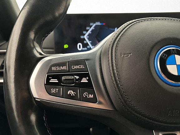 BMW i4 15 of 30