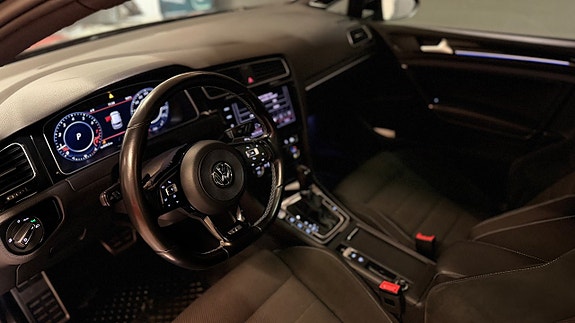 Volkswagen Golf I 17 of 30