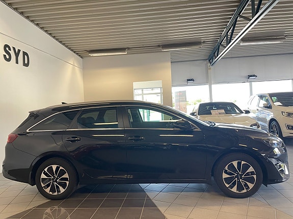 Kia Ceed 4 of 11