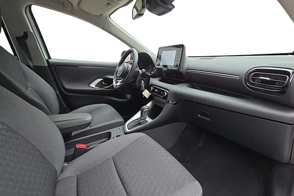 Toyota Yaris 7 of 21