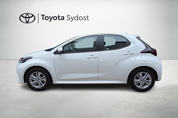Toyota Yaris 4 of 21