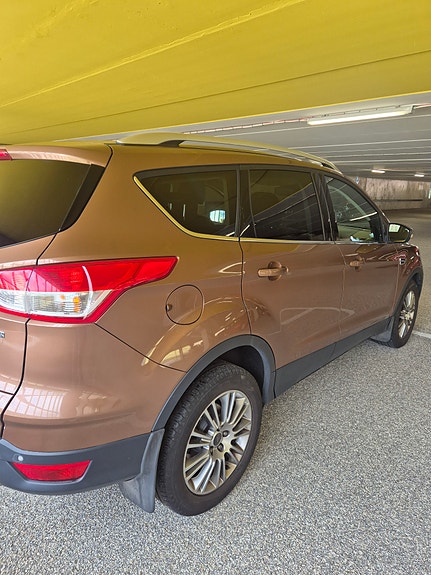 Ford Kuga 5 of 13