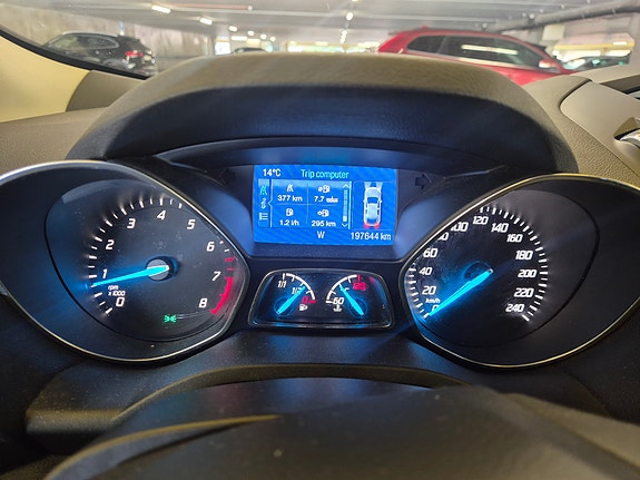 Ford Kuga 11 of 13