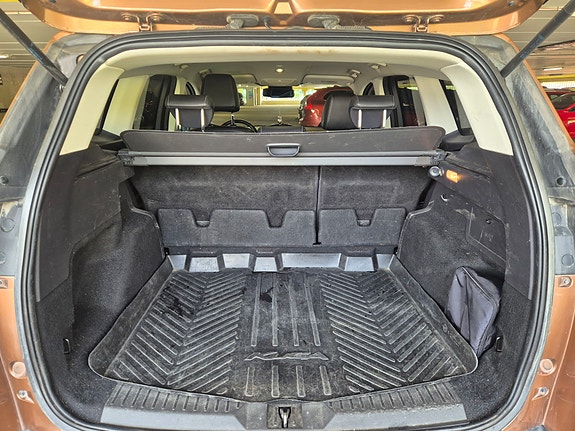 Ford Kuga 6 of 13