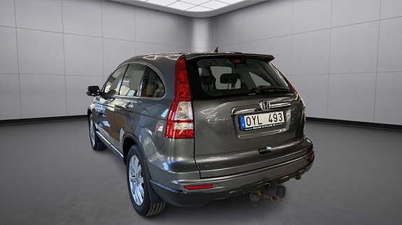 Honda CR-V 7 of 13