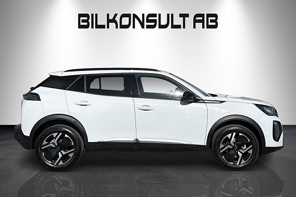 Peugeot 2008 3 of 8