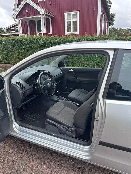 Volkswagen Polo 4 of 6
