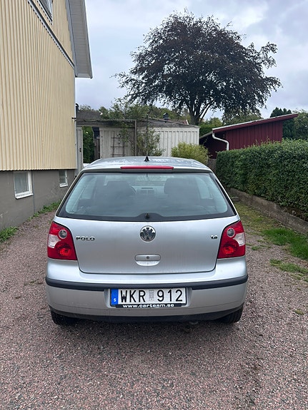Volkswagen Polo 3 of 6