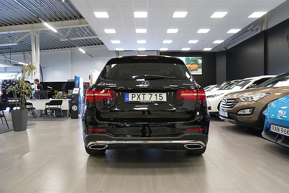 Mercedes-Benz GLC250 d 5 of 26