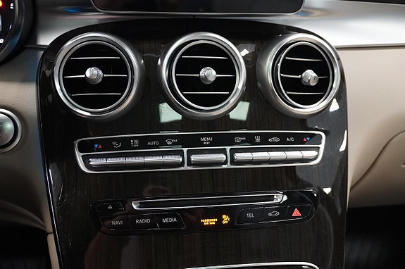 Mercedes-Benz GLC250 d 24 of 26