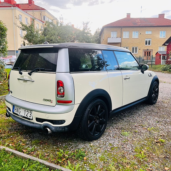 MINI Cooper S 5 of 13