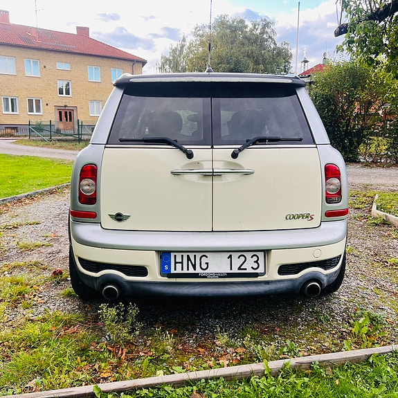 MINI Cooper S 4 of 13