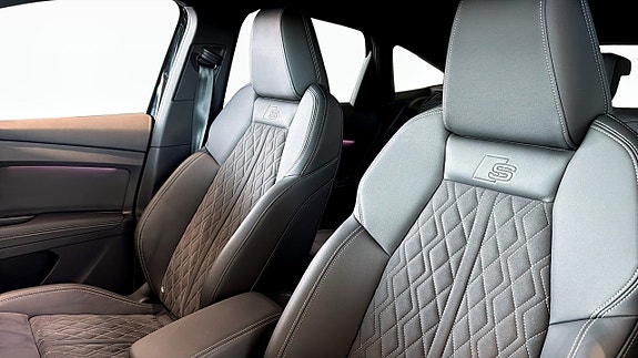 Audi Q4 e-tron 8 of 19