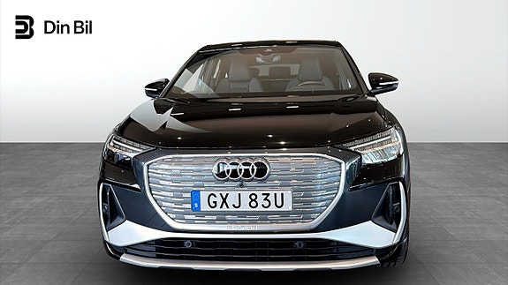 Audi Q4 e-tron 4 of 19