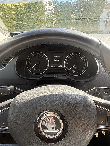 Skoda Octavia 4 of 12