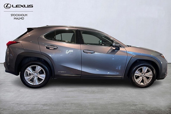 Lexus UX250h 3 of 25