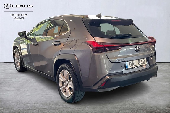 Lexus UX250h 2 of 25