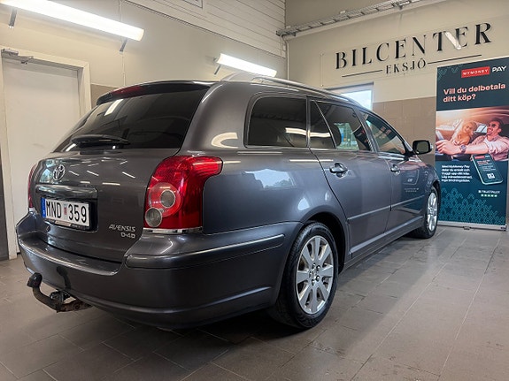 Toyota Avensis 4 of 11